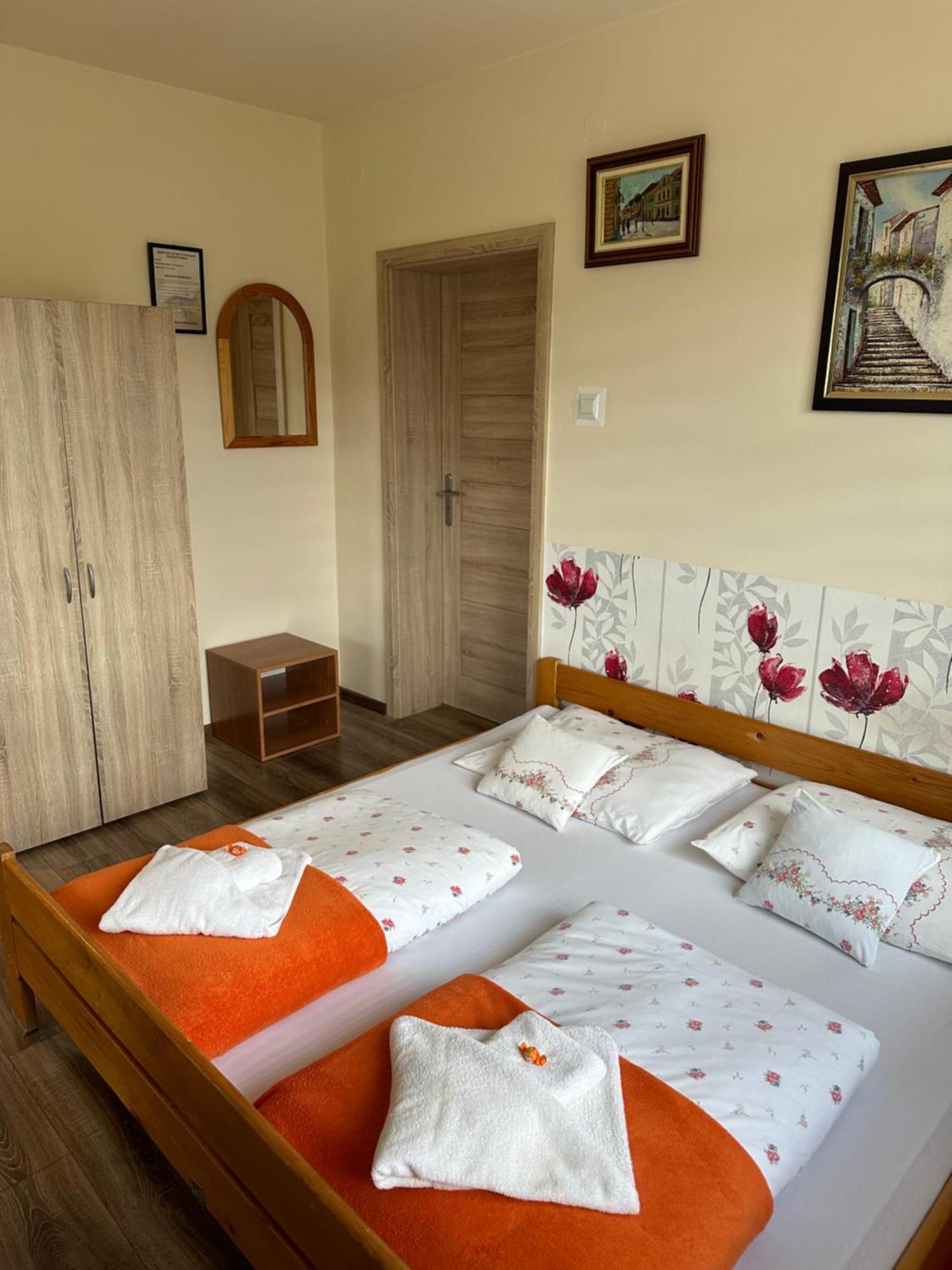 Irena Bed & Breakfast Korbielow Exterior photo